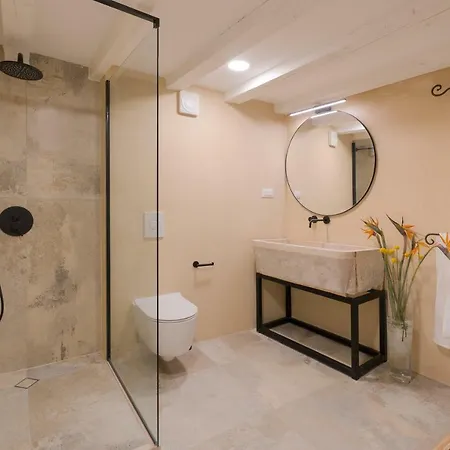 Luxury Lina - Iii Apartamento